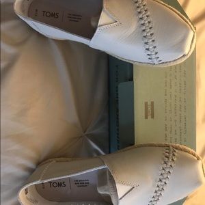 TOMs Women’s Off White Leather Rope Espadrilles Size 7.5